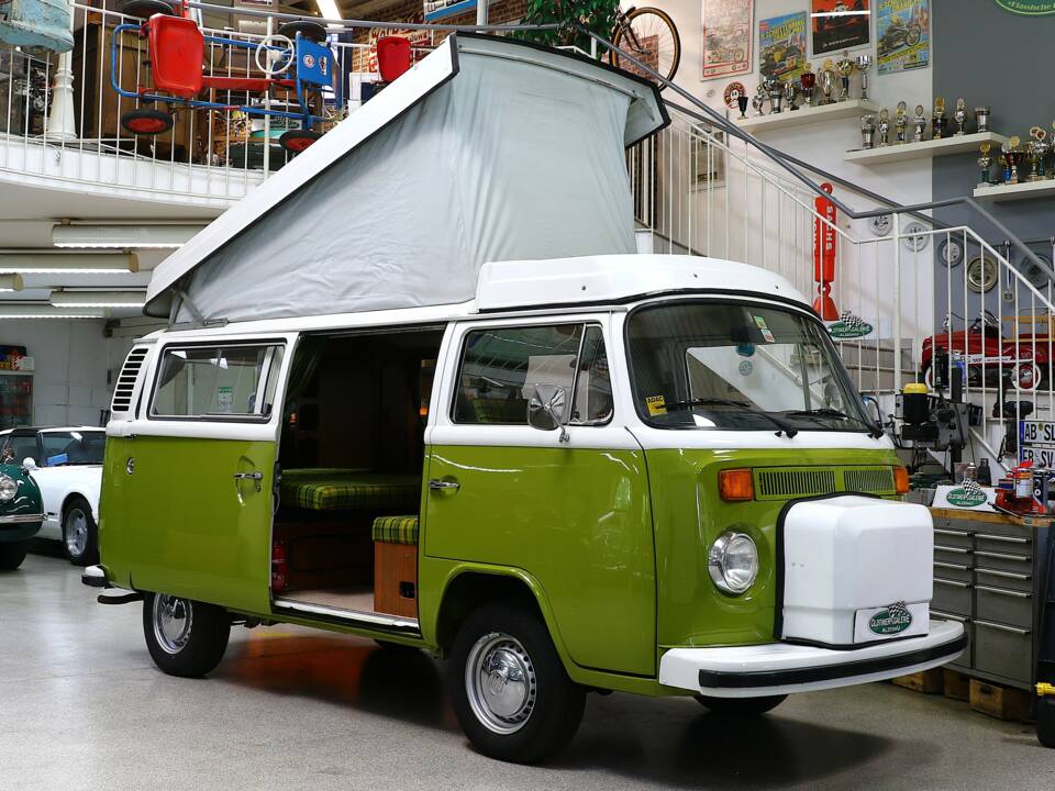 Image 5/25 de Volkswagen T2b Camper (1979)