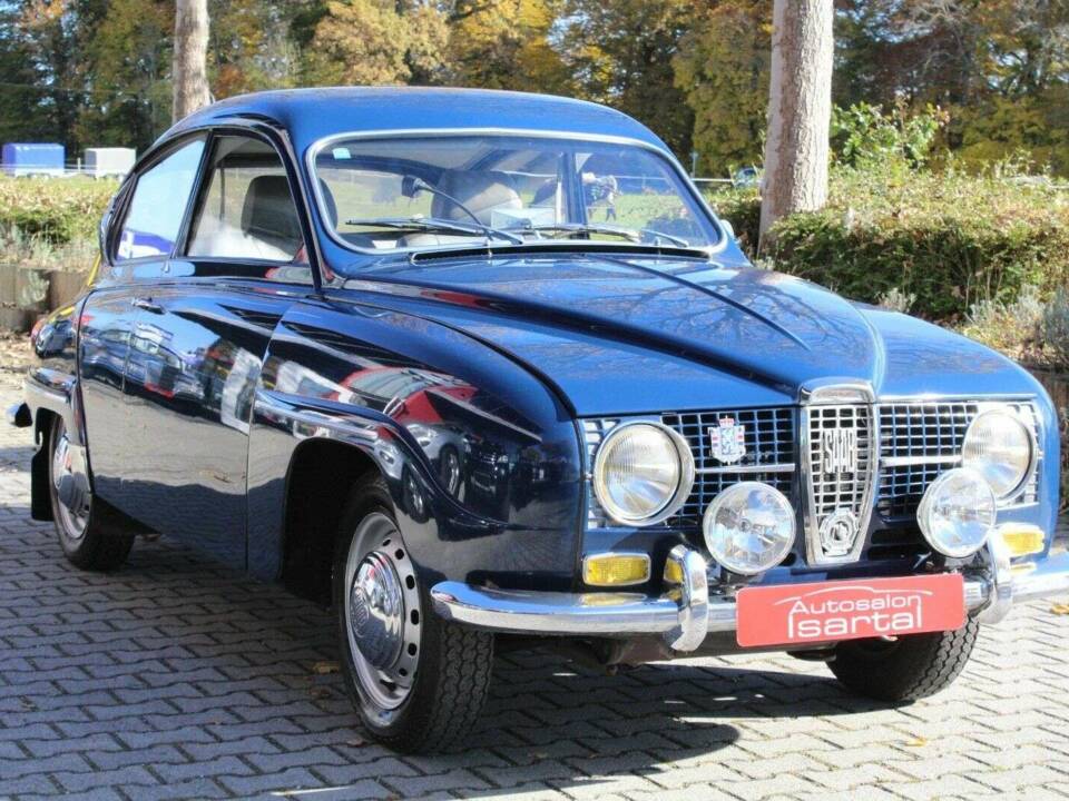 Image 3/18 of Saab 96 (1964)