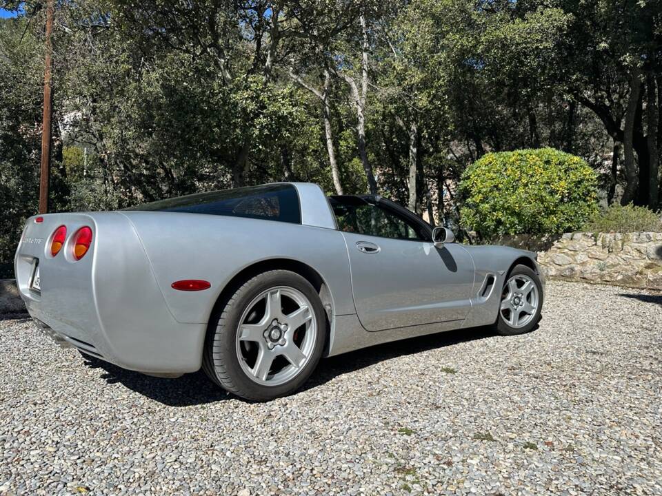 Image 186/191 of Chevrolet Corvette (1999)