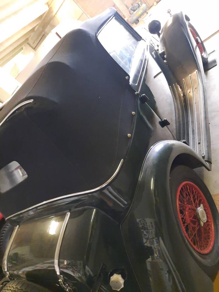 Image 12/49 of Lancia Augusta (1934)