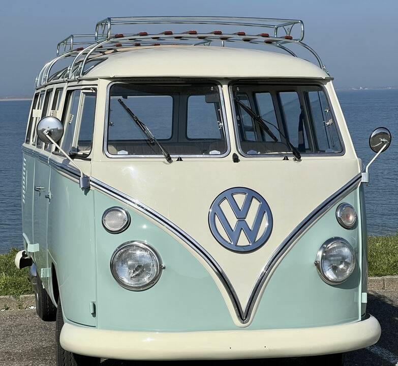 Bild 5/8 von Volkswagen T1 Brasil 1.6 (1974)