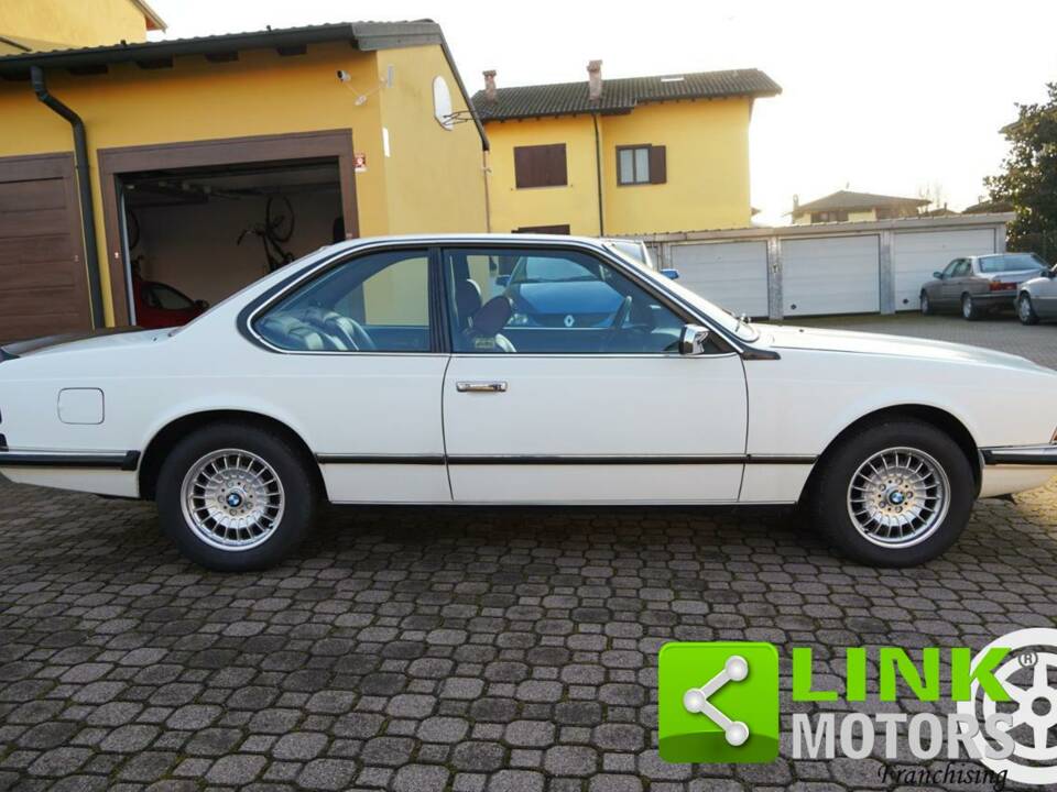 Image 8/10 of BMW 635 CSi (1984)