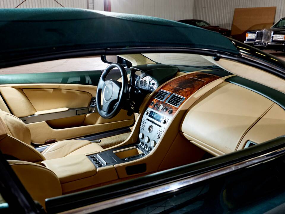 Bild 23/52 von Aston Martin DB 9 Volante (2006)