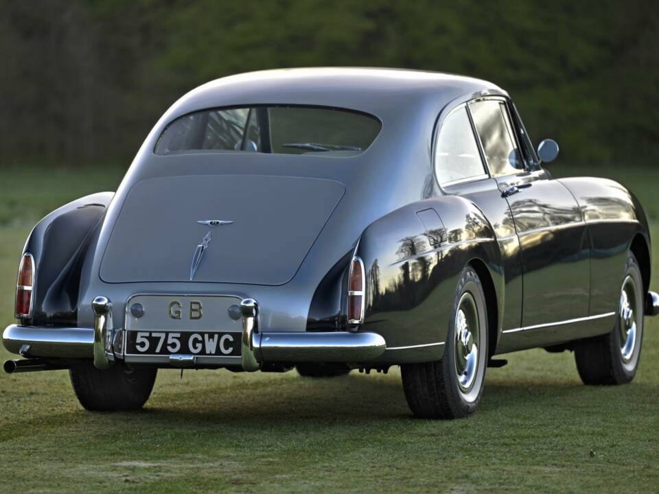 Immagine 16/50 di Bentley S 1 Continental (1955)