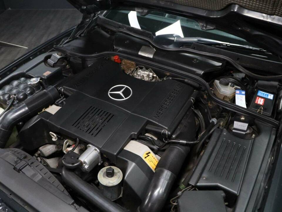 Bild 42/50 von Mercedes-Benz 500 SL (1991)