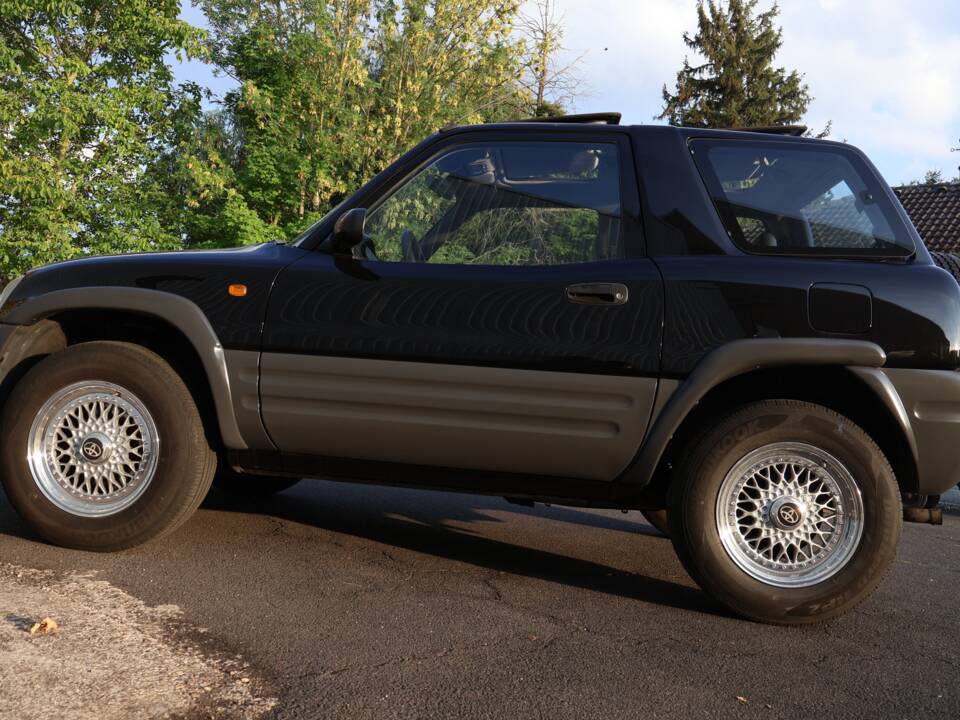 Image 53/55 de Toyota RAV4 (1995)