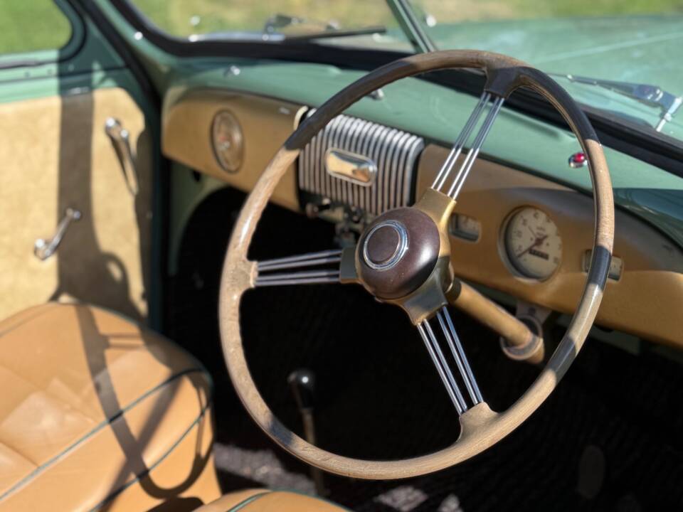 Image 8/13 of Morris Minor MM Tourer (1952)