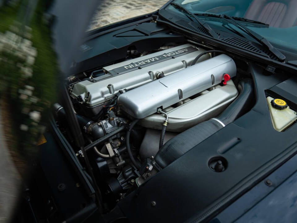 Bild 36/37 von Aston Martin DB 7 Volante (1998)