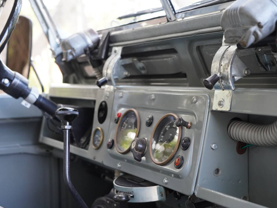 Bild 68/79 von Land Rover 88 (1963)