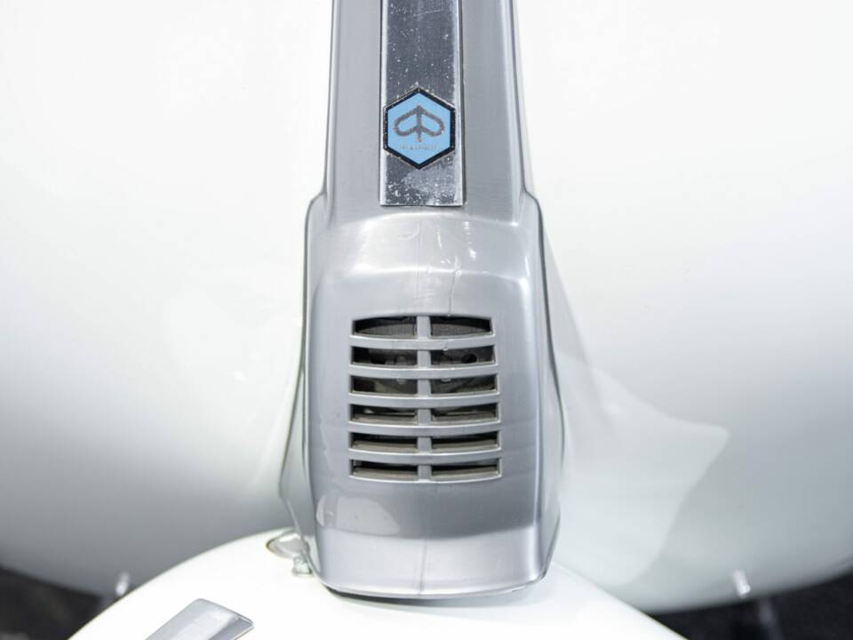 Imagen 39/50 de Piaggio Vespa 50 N Special (1979)