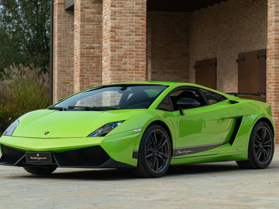 Image 1/50 of Lamborghini Gallardo LP 570-4 Superleggera (2011)