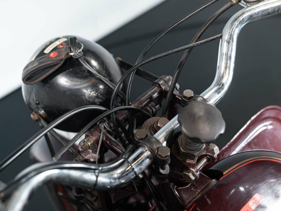 Bild 25/46 von Moto Guzzi DUMMY (1972)
