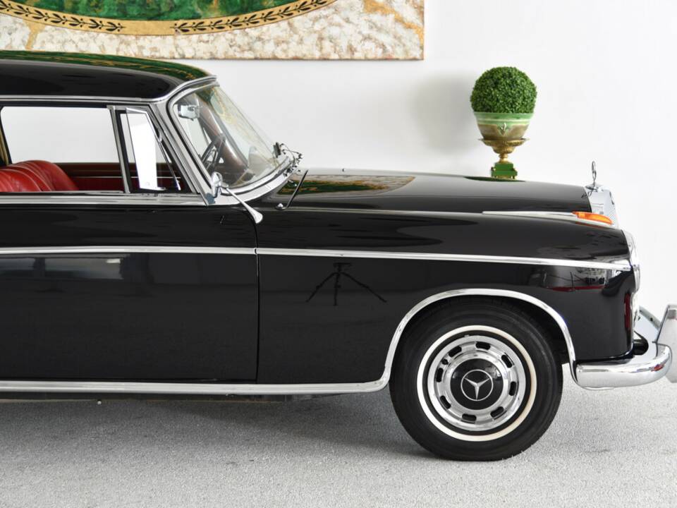 Bild 13/38 von Mercedes-Benz 220 SE (1960)