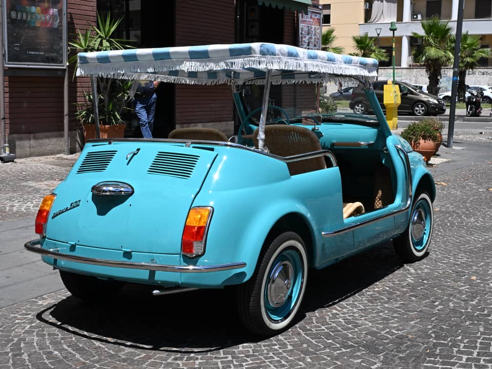 Image 10/90 of FIAT Ghia 500 Jolly (1970)
