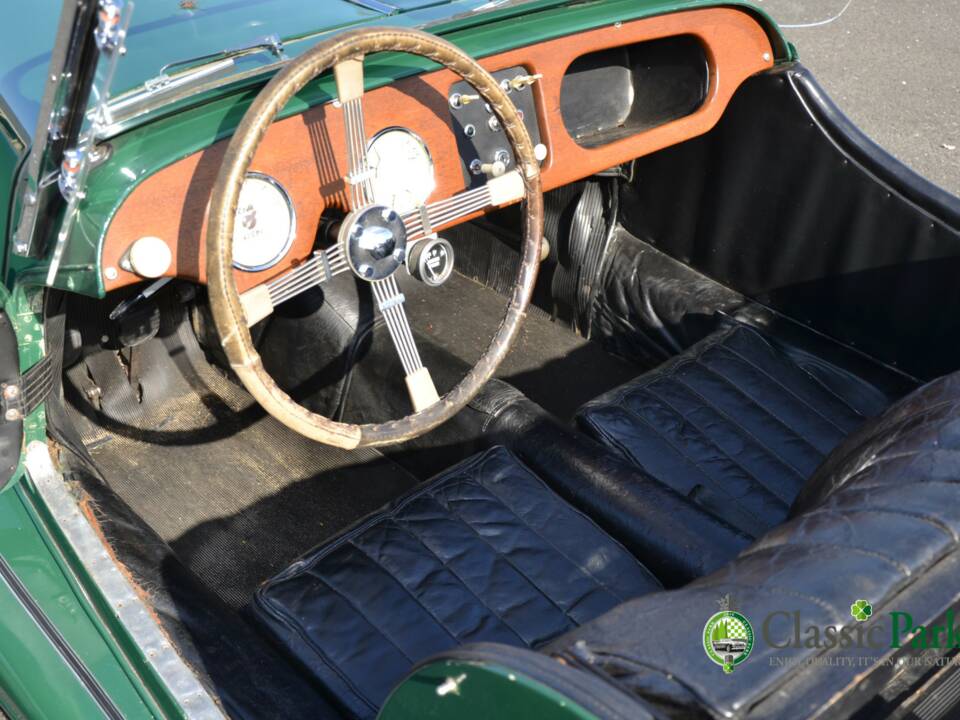Image 12/50 of Morgan 4/4 Series IV (1962)