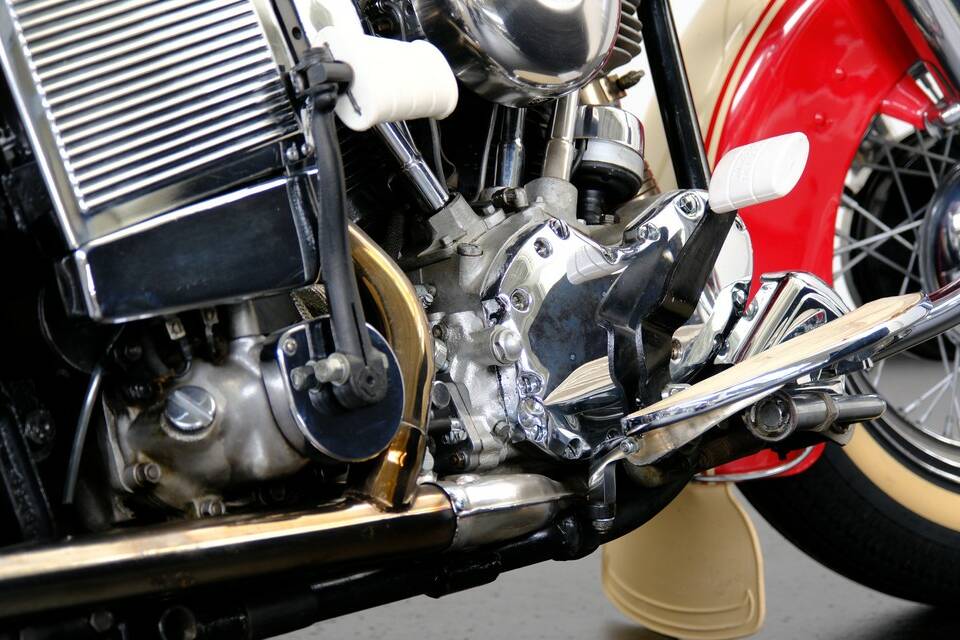 Image 73/75 of Harley-Davidson FL Panhead (1965)