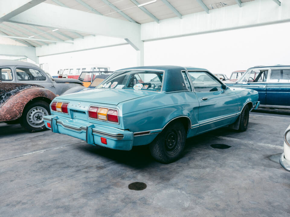 Image 11/102 of Ford Mustang II Ghia 170 (1976)