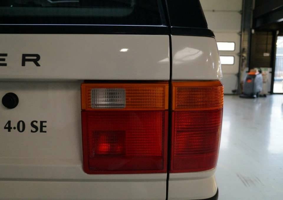 Bild 32/50 von Land Rover Range Rover 4.0 SE (1997)