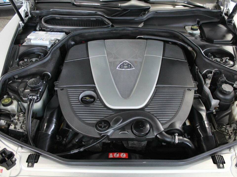 Image 20/20 of Maybach 57 (2004)