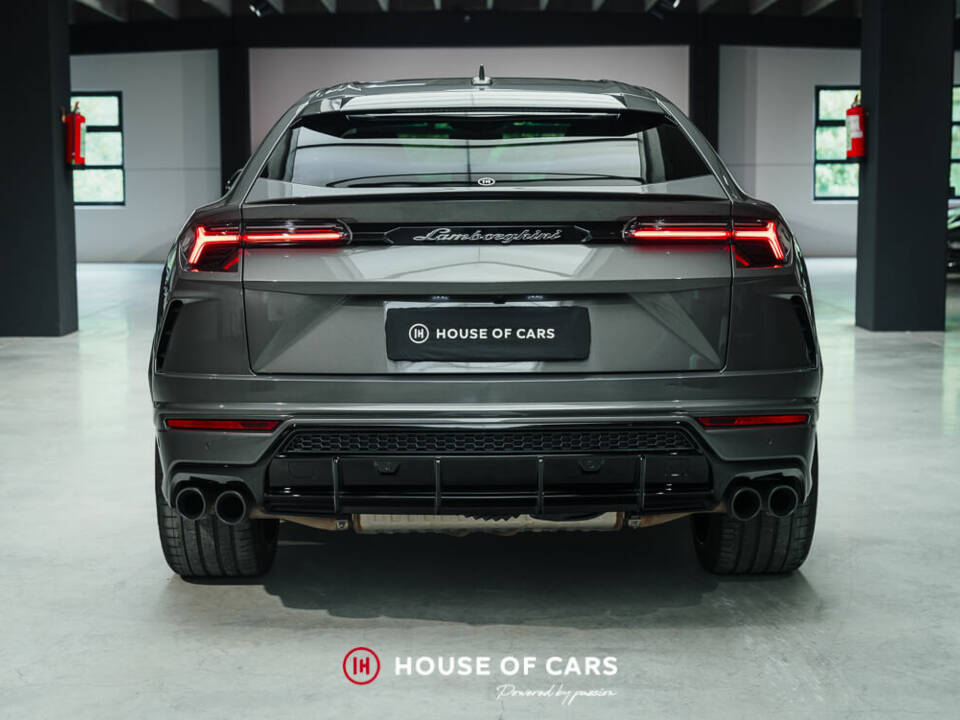 Bild 8/25 von Lamborghini Urus (2022)