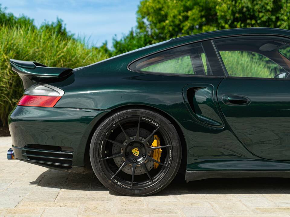 Image 21/50 de Porsche 911 Turbo (2001)