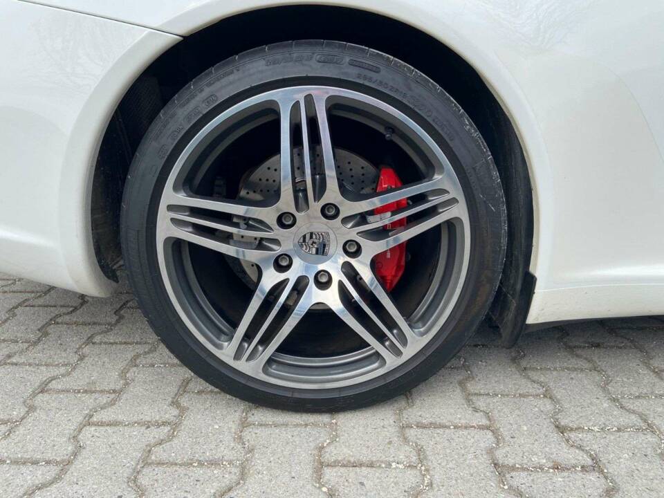 Bild 19/20 von Porsche 911 Carrera S (2006)
