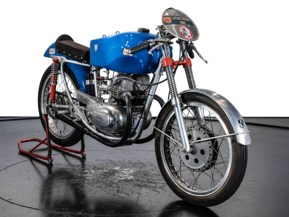 Image 3/32 of Berneg Fario 175 (1952)