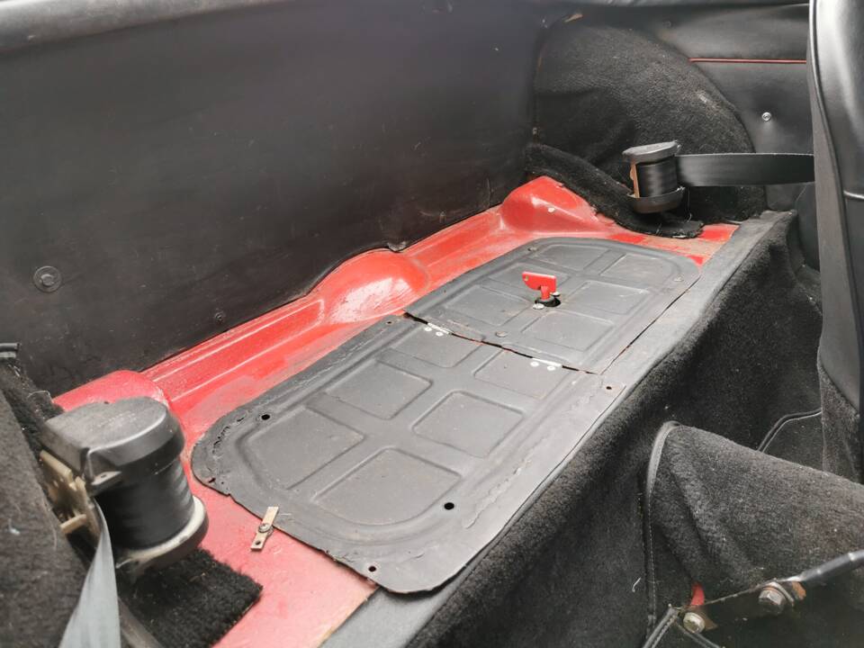 Image 43/58 of MG MGB (1968)