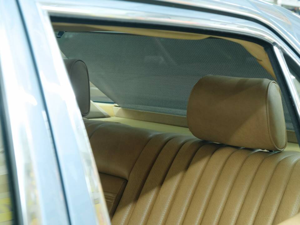 Bild 22/50 von Mercedes-Benz 420 SE (1988)
