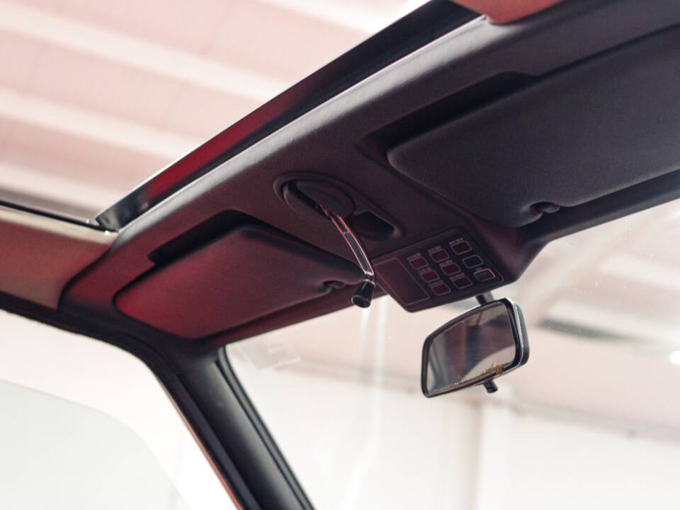 Image 10/38 of BMW 325i (1986)