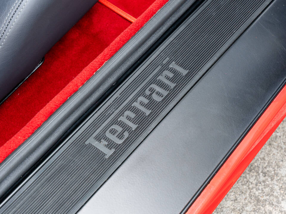 Imagen 58/89 de Ferrari F 355 Berlinetta (1996)