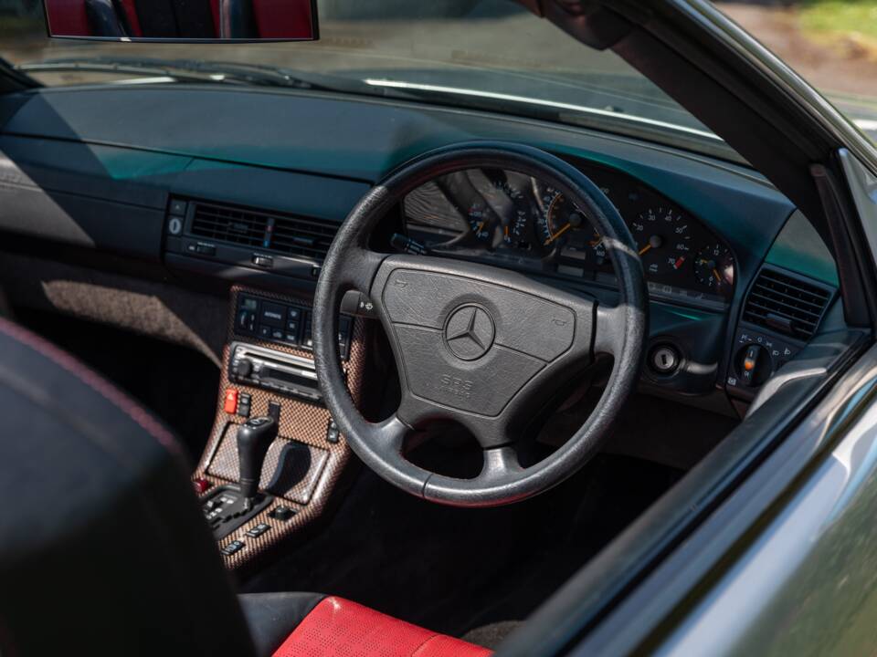 Image 50/50 of Mercedes-Benz SL 320 &quot;Mille Miglia&quot; (1995)