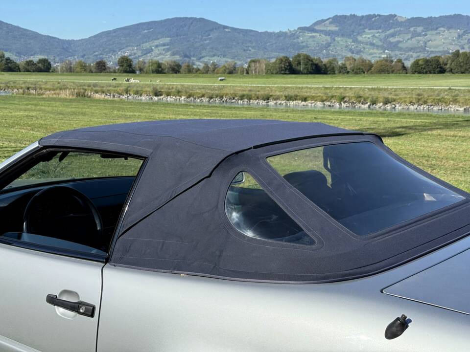 Image 10/24 de Mercedes-Benz 500 SL (1992)