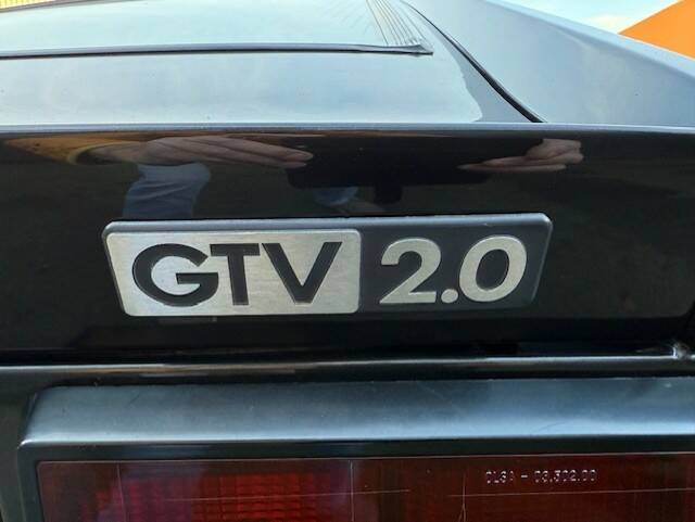 Immagine 19/22 di Alfa Romeo GTV 2.0 (1983)