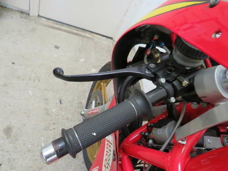 Afbeelding 13/43 van Ducati 600 TT2 (1982)