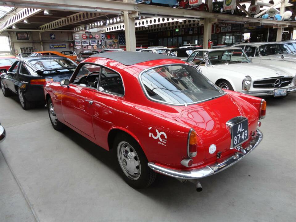 Afbeelding 17/32 van Alfa Romeo Giulia 1600 Sprint (1962)