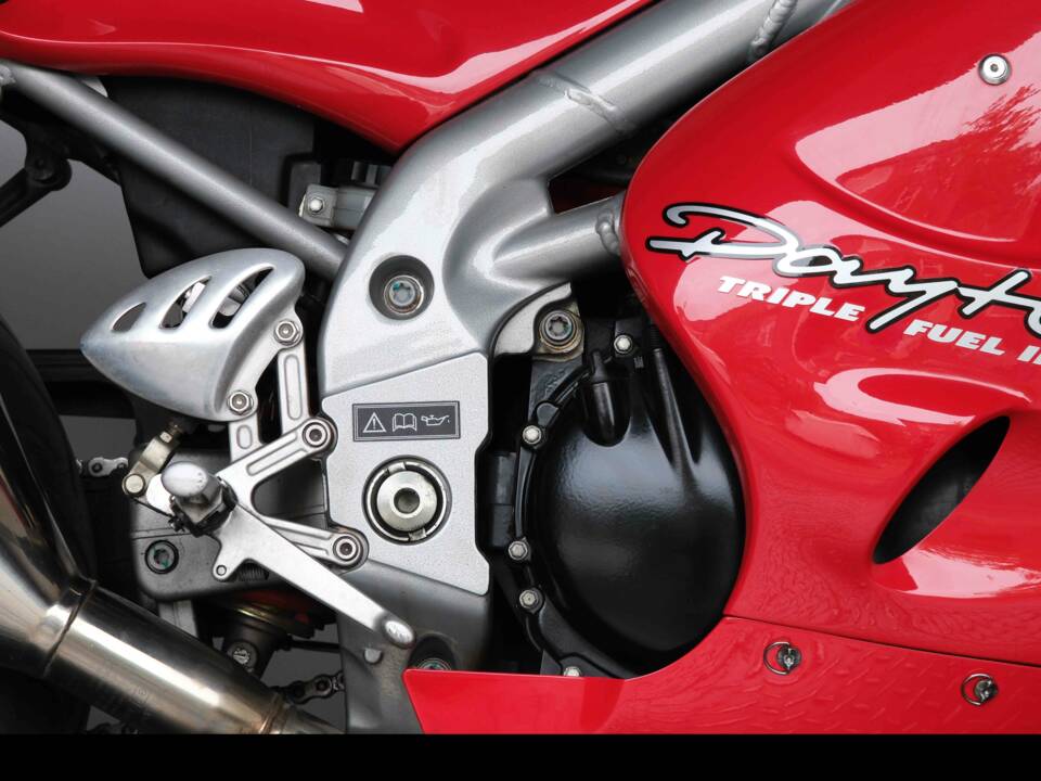 Image 65/66 of Triumph Daytona T595 (1998)
