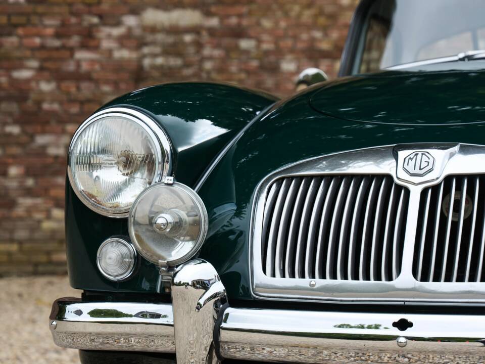 Image 22/50 de MG MGA 1500 (1958)