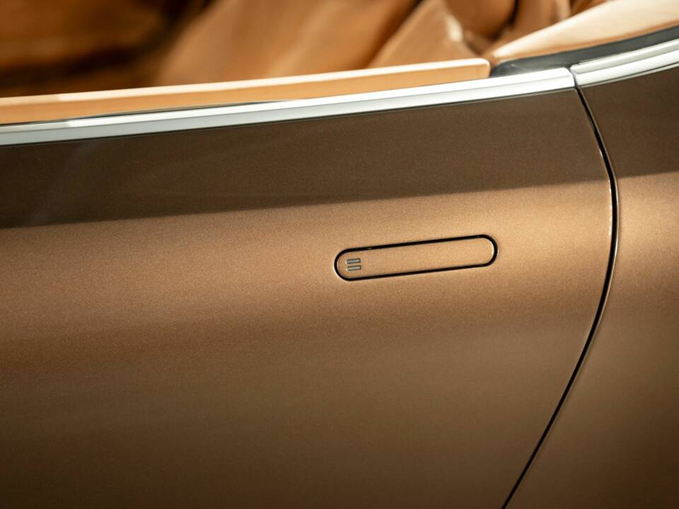 Bild 16/51 von Aston Martin DB12 Volante (2024)