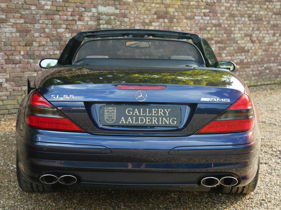 Image 6/50 of Mercedes-Benz SL 55 AMG (2006)