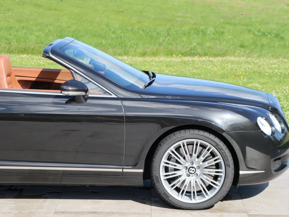 Bild 9/50 von Bentley Continental GTC (2007)