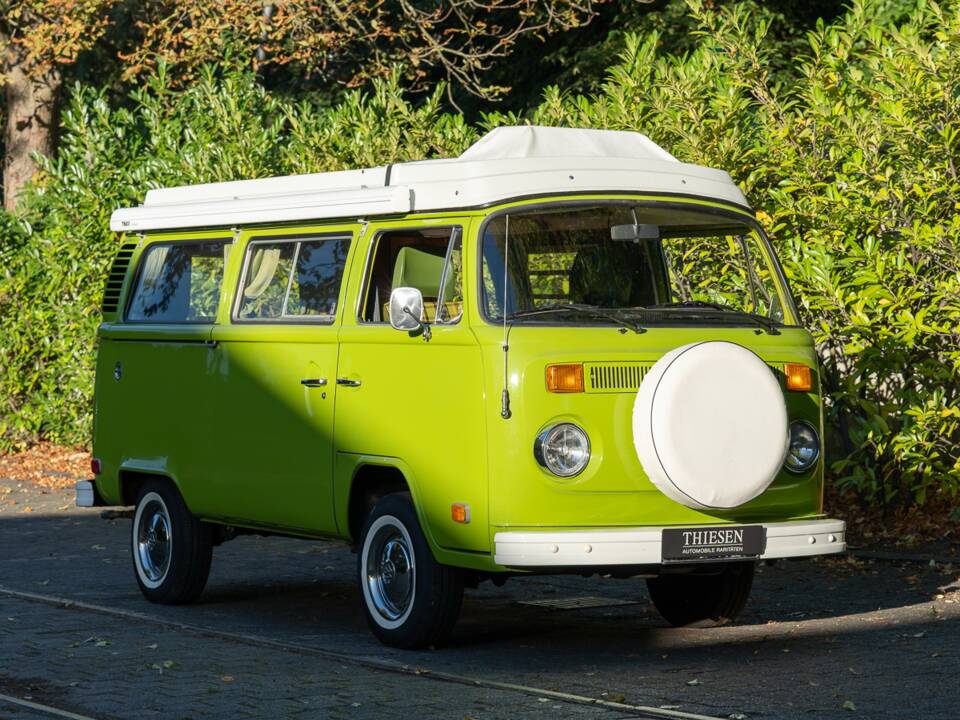 Image 10/50 de Volkswagen T2b Westfalia (1978)