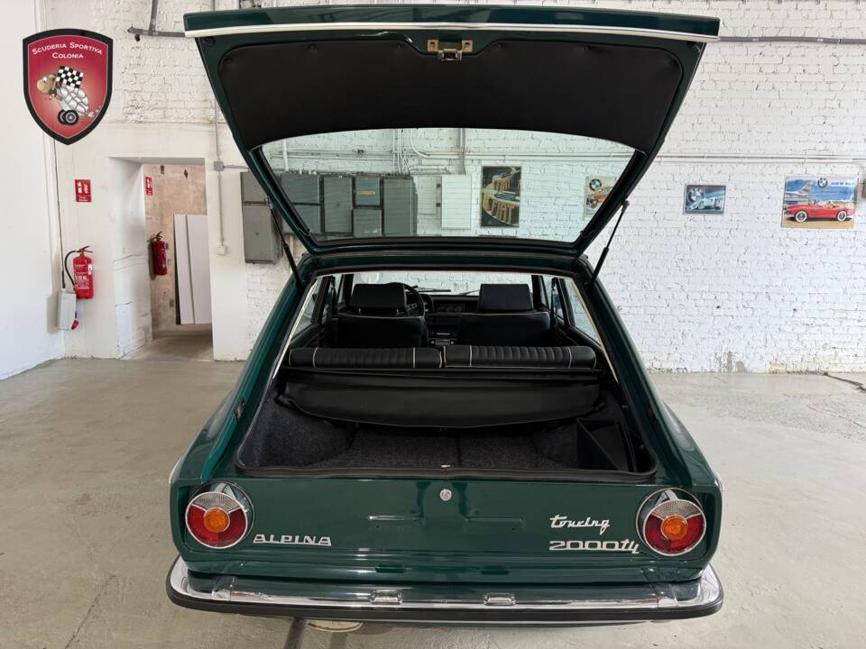 Immagine 24/89 di BMW 2002 tii Touring (1973)