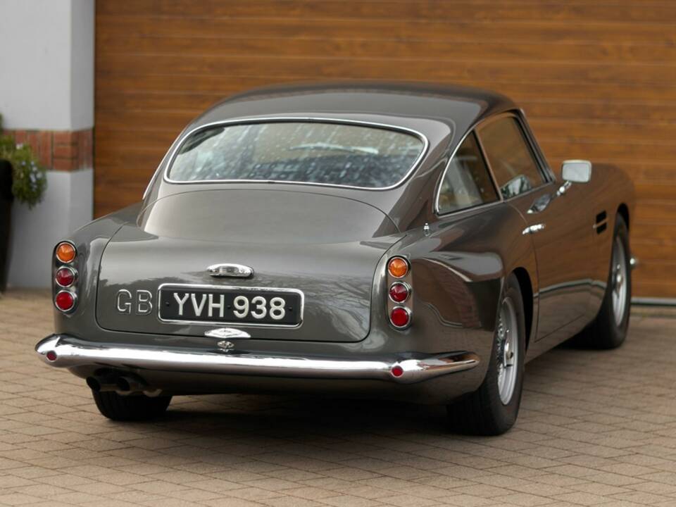 Image 20/50 of Aston Martin DB 4 (1962)