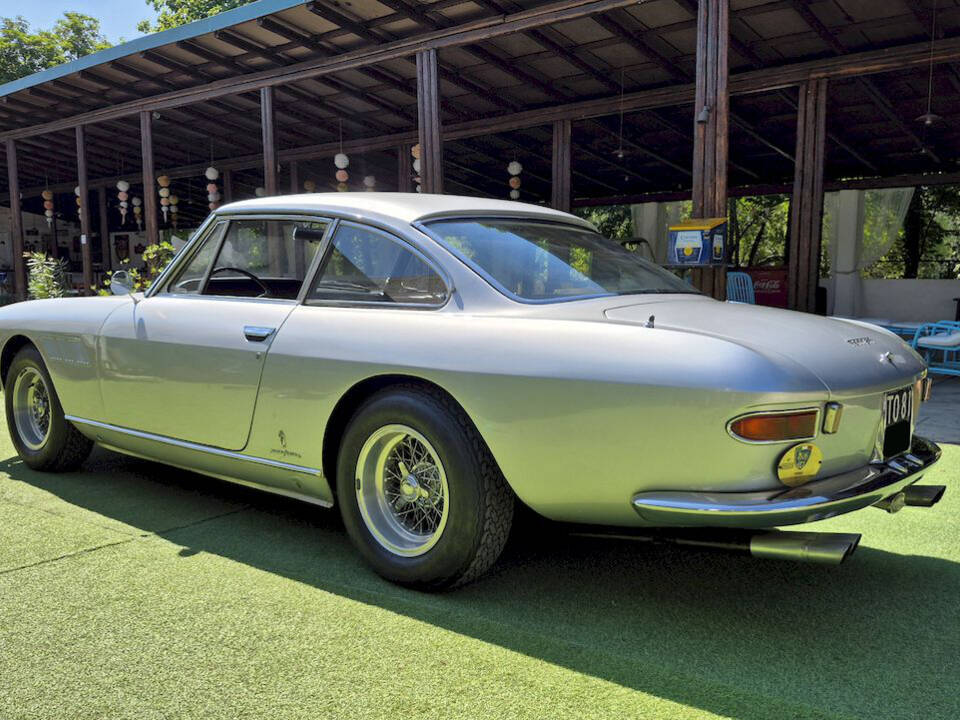 Imagen 17/66 de Ferrari 330 GT 2+2 (1964)