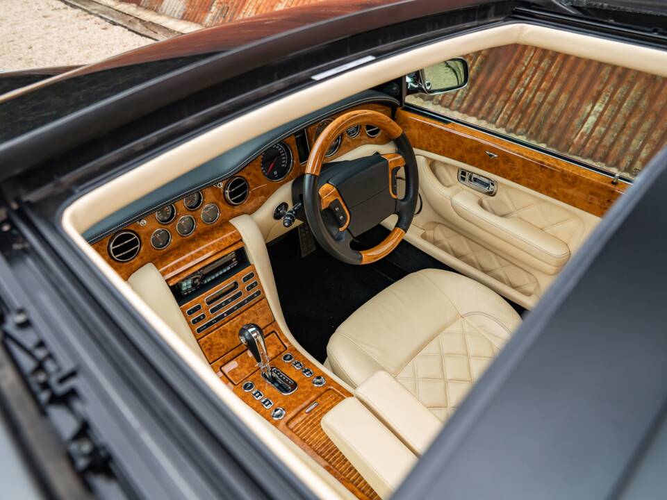 Imagen 32/41 de Bentley Arnage T (2005)