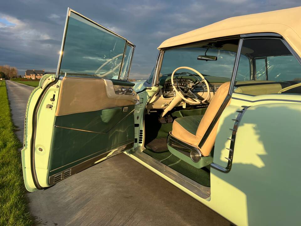 Image 45/83 of Cadillac 62 Convertible (1956)