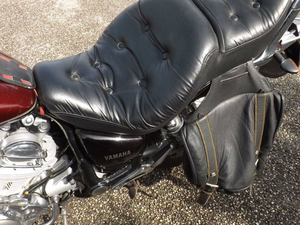 Image 41/49 of Yamaha XV 1100 Virago (1995)