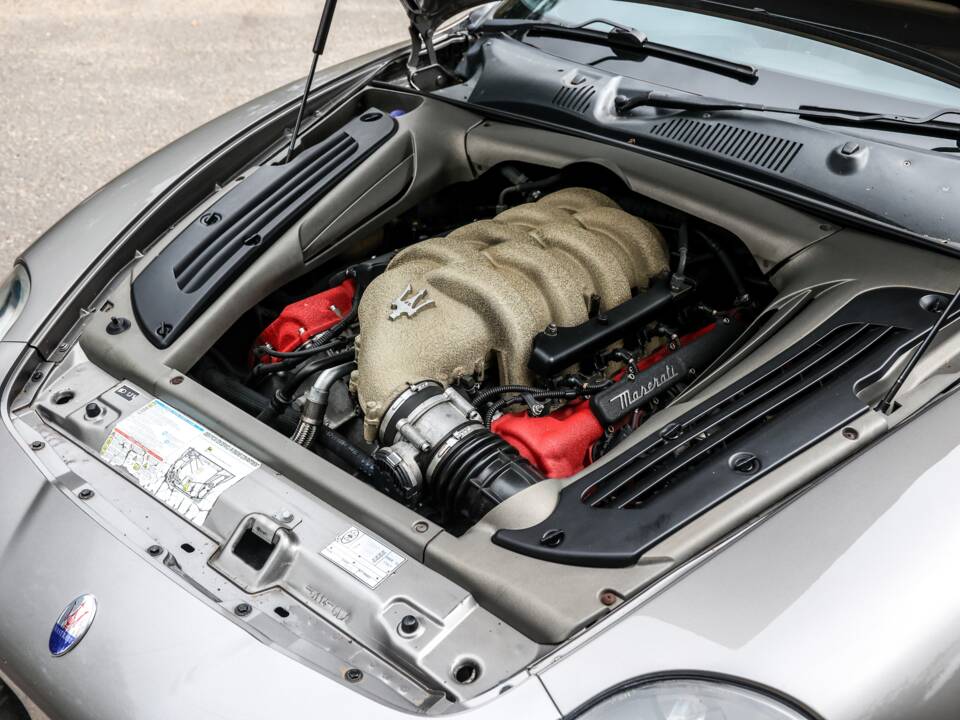Bild 33/42 von Maserati 4200 (2002)