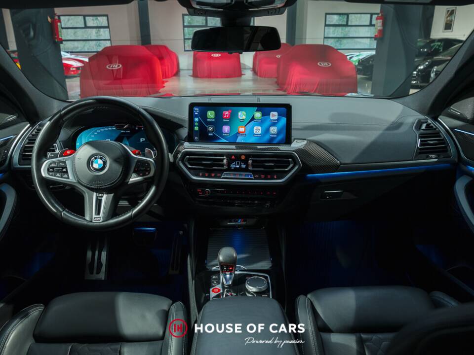 Image 16/24 of BMW X4 M (2022)